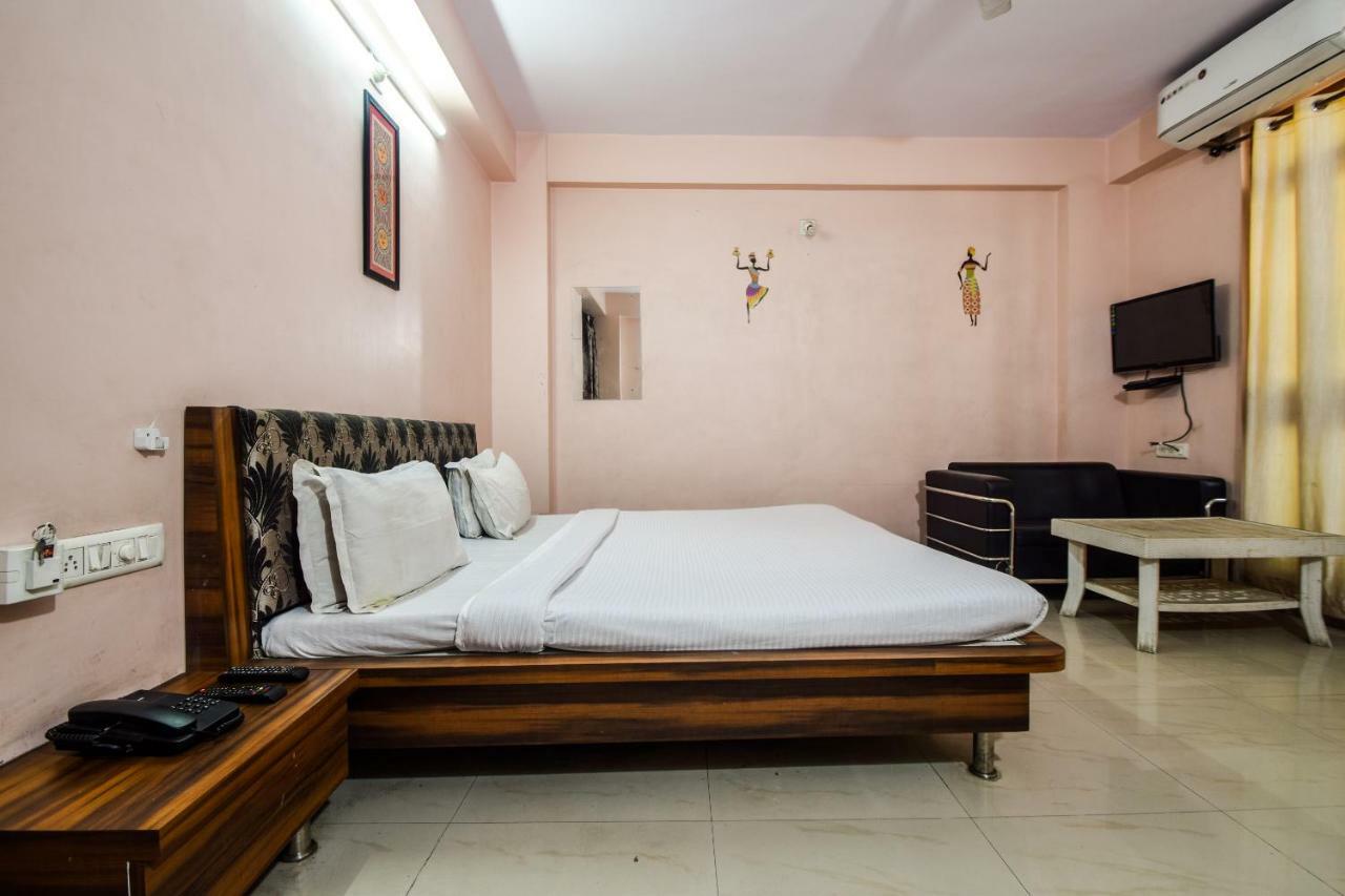 Shreenath Ji Inn Udaipur Exterior photo