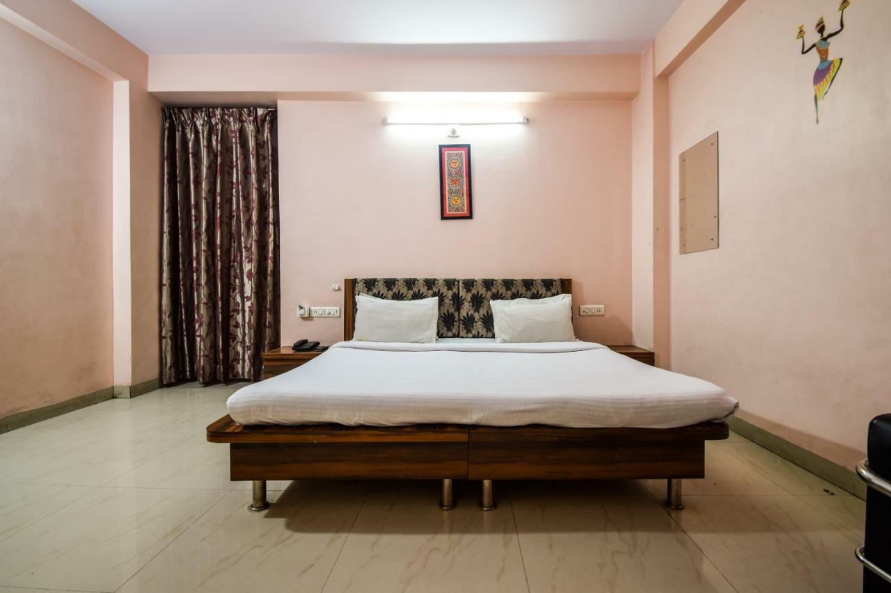 Shreenath Ji Inn Udaipur Exterior photo