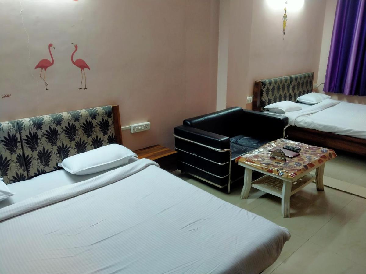 Shreenath Ji Inn Udaipur Exterior photo